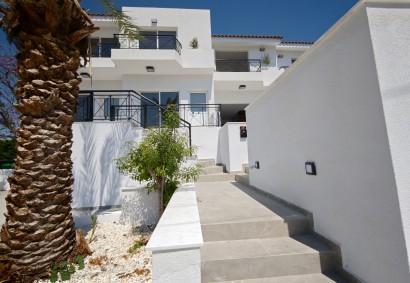 Empa, Paphos Танхаус На продажу | BRB11606