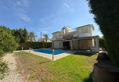 Chlorakas, Paphos Отдельная Вилла В аренду | BK11691